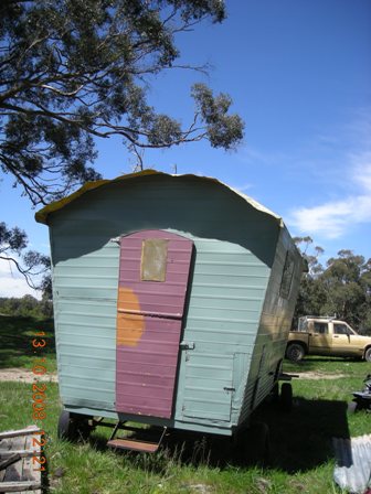 wagon_back.jpg